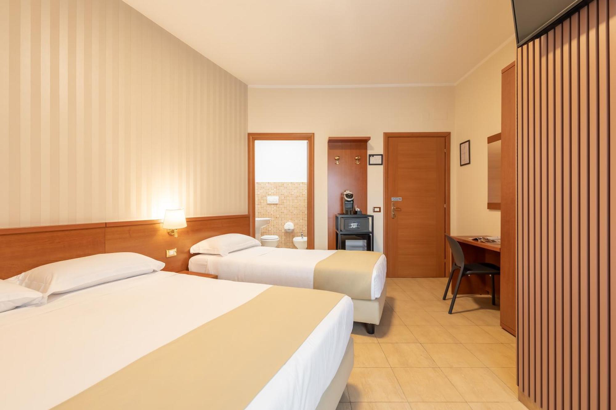 Albadomus Affittacamere O Guesthouse Rzym Zewnętrze zdjęcie